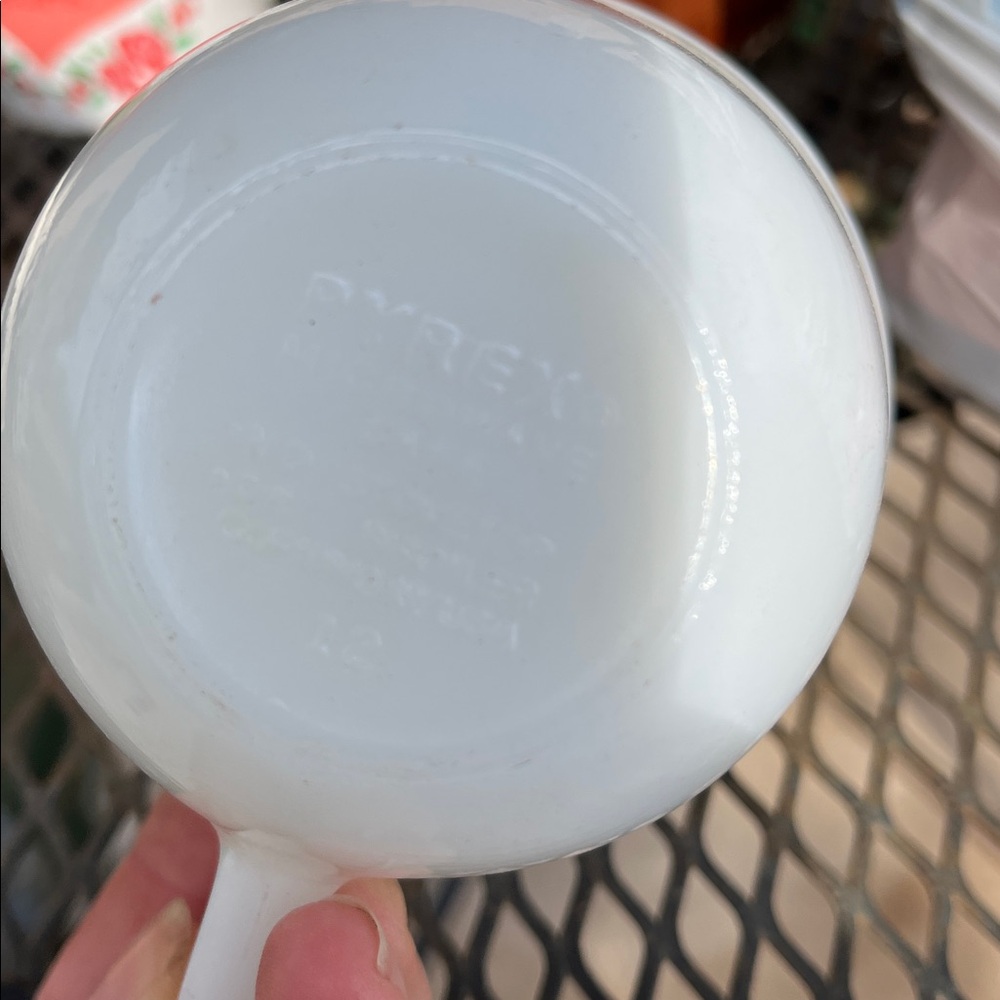 Pyrex Cup Mug - Picture 4 of 4